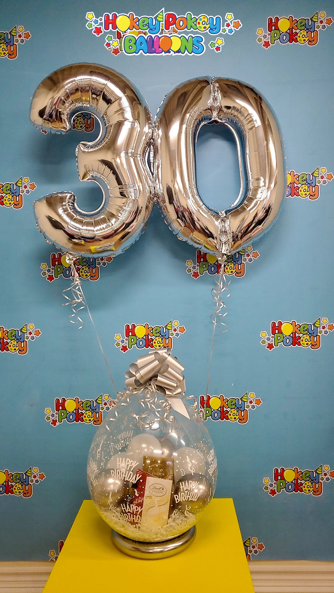 Picture of 26'' Silver Number 0 - Foil Balloon (helium-filled)