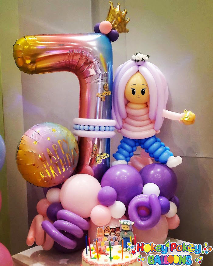 Picture of Custom Foil Number Birthday Balloon Arrangements with twisted Character